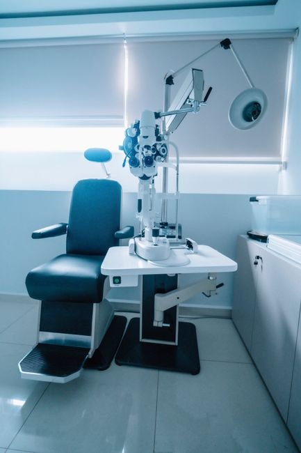 pexels photo 33857823.jpg A detailed image of ophthalmic equipment used in an eye examination, reflecting billing accuracy.